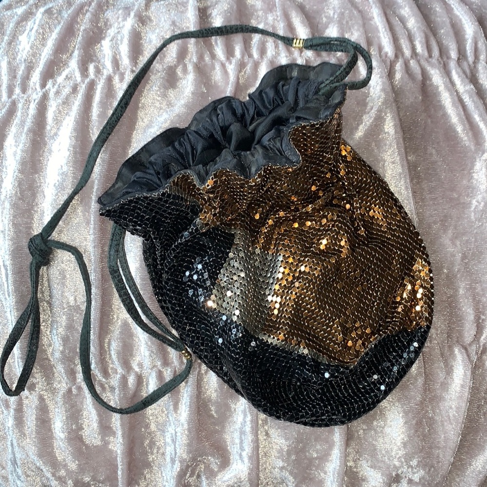 Small metal mesh drawstring